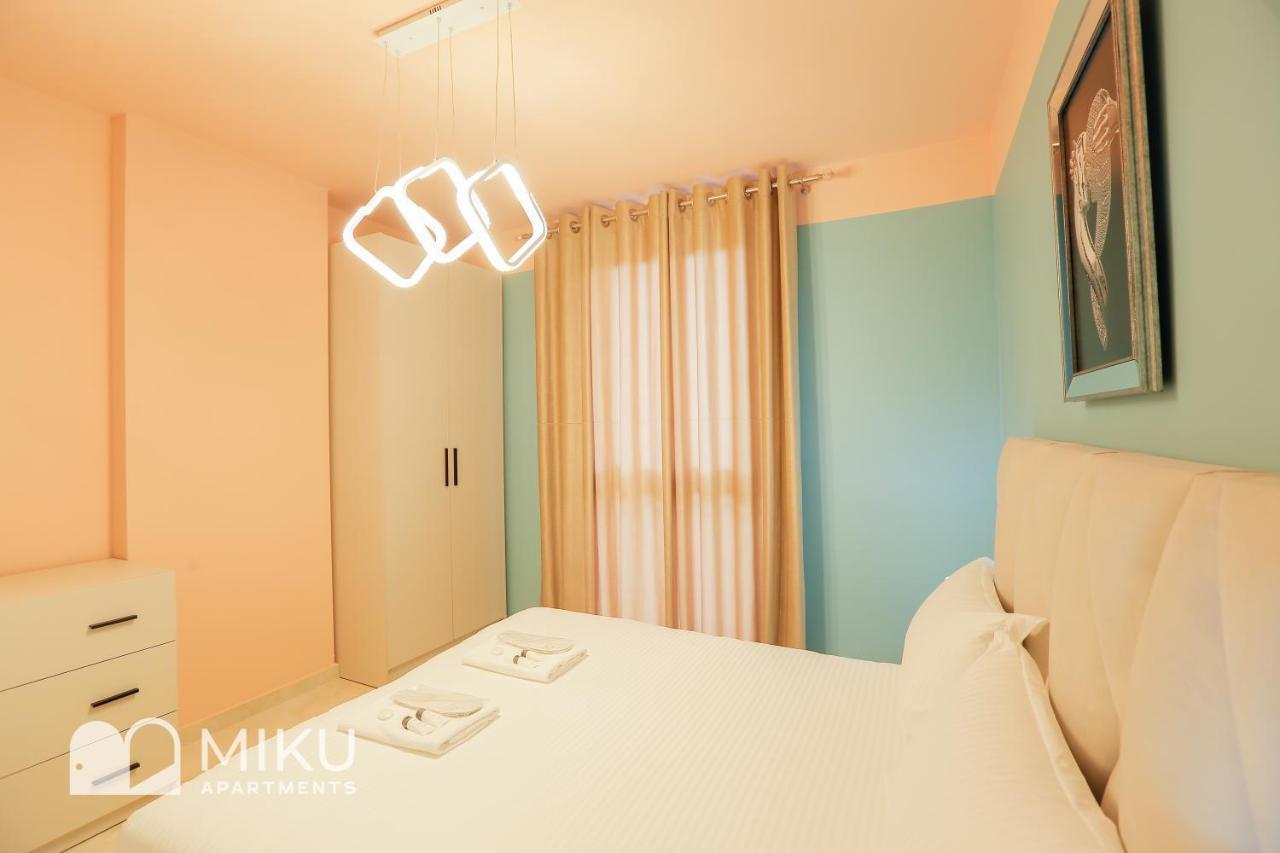 Miku Apartment - Glamorous 1Bedroom Apartment At Olympic Residence تيرانا المظهر الخارجي الصورة