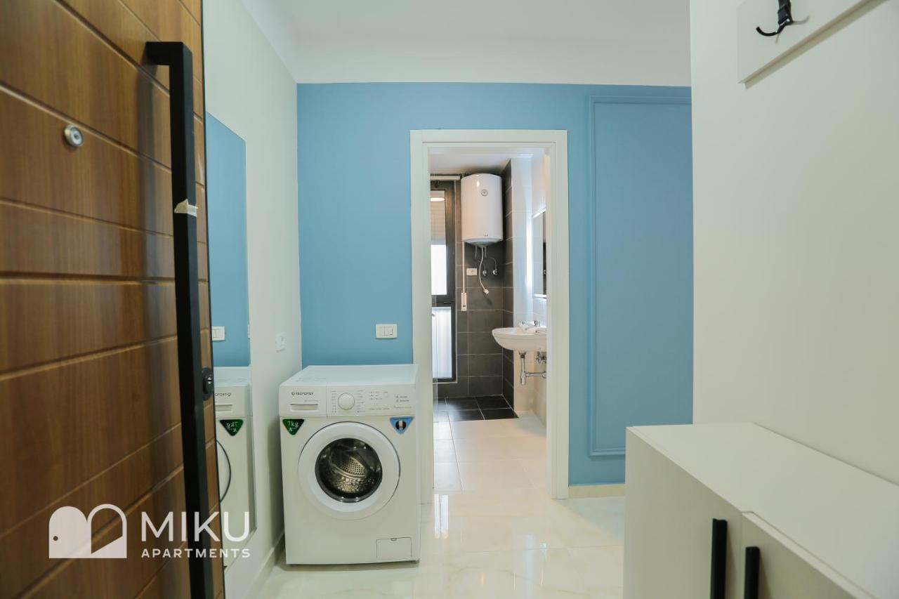 Miku Apartment - Glamorous 1Bedroom Apartment At Olympic Residence تيرانا المظهر الخارجي الصورة