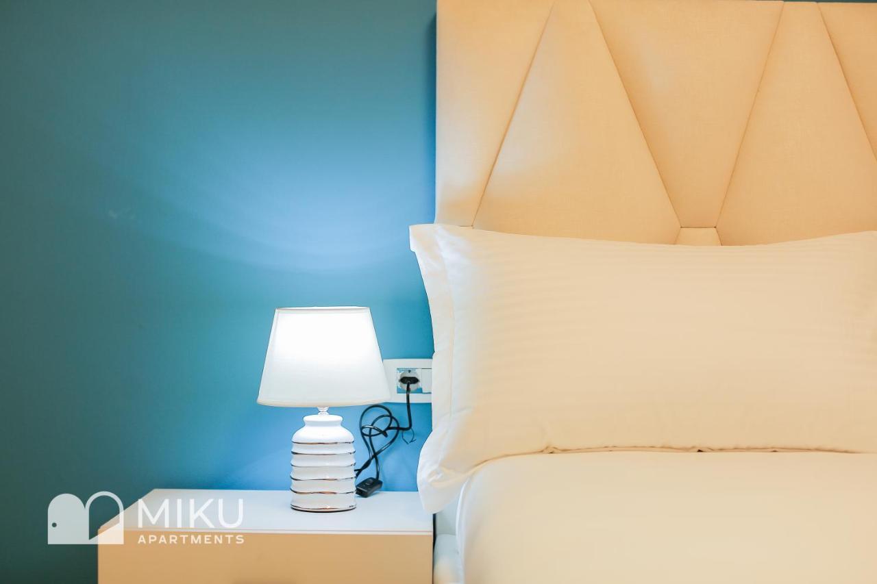 Miku Apartment - Glamorous 1Bedroom Apartment At Olympic Residence تيرانا المظهر الخارجي الصورة