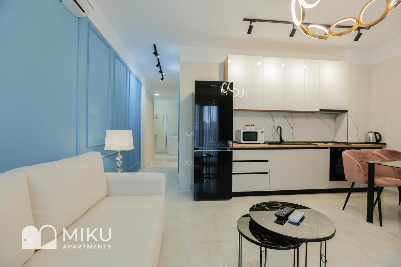 Miku Apartment - Glamorous 1Bedroom Apartment At Olympic Residence تيرانا المظهر الخارجي الصورة