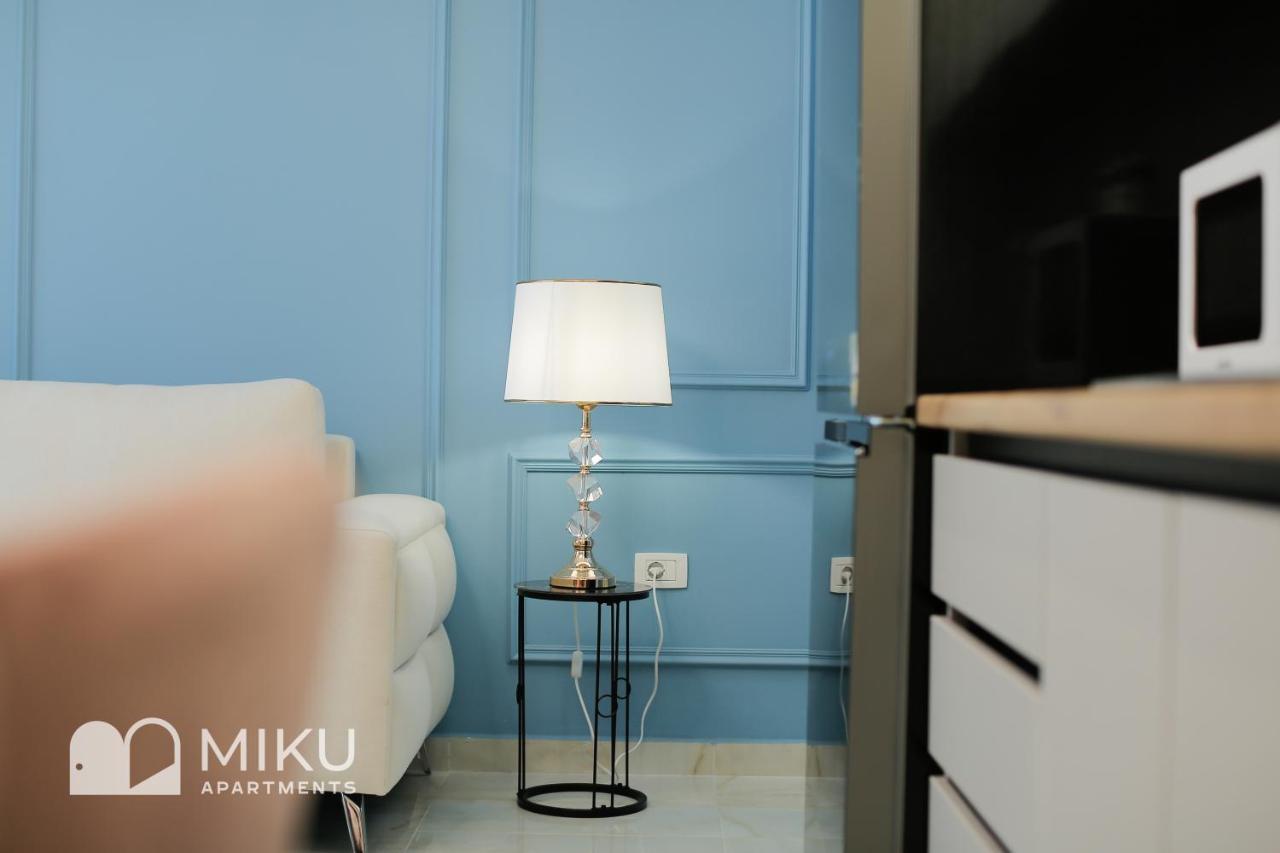Miku Apartment - Glamorous 1Bedroom Apartment At Olympic Residence تيرانا المظهر الخارجي الصورة