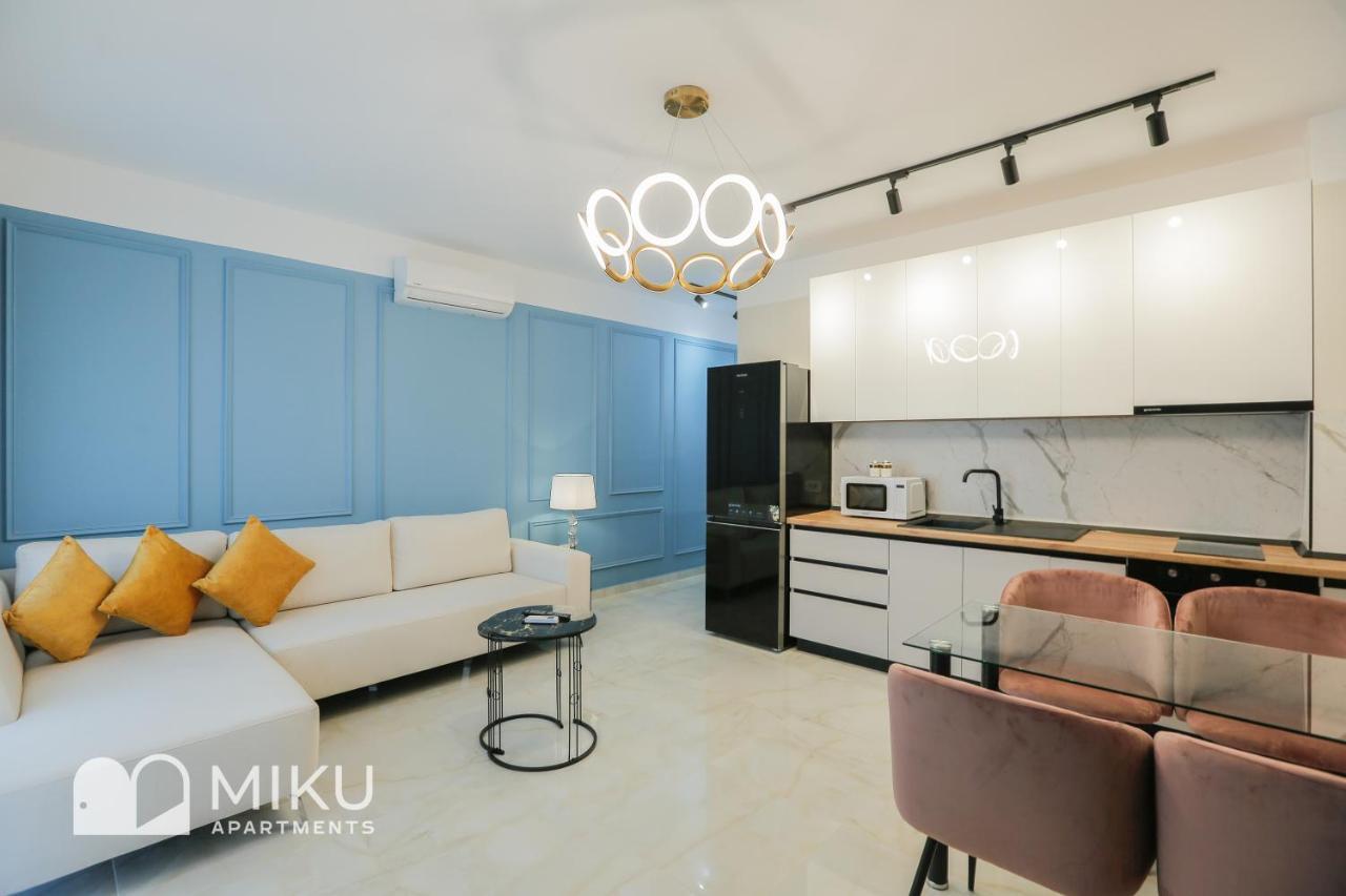 Miku Apartment - Glamorous 1Bedroom Apartment At Olympic Residence تيرانا المظهر الخارجي الصورة